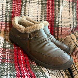 JBU Brown Faux Fur Lined Slip-On Loafers